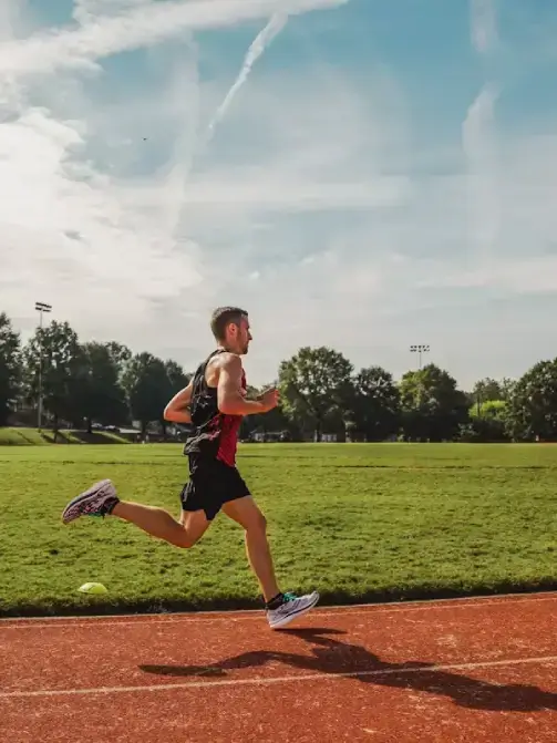 Zawodnicy STS Pomerania na treningu lekkoatletycznym